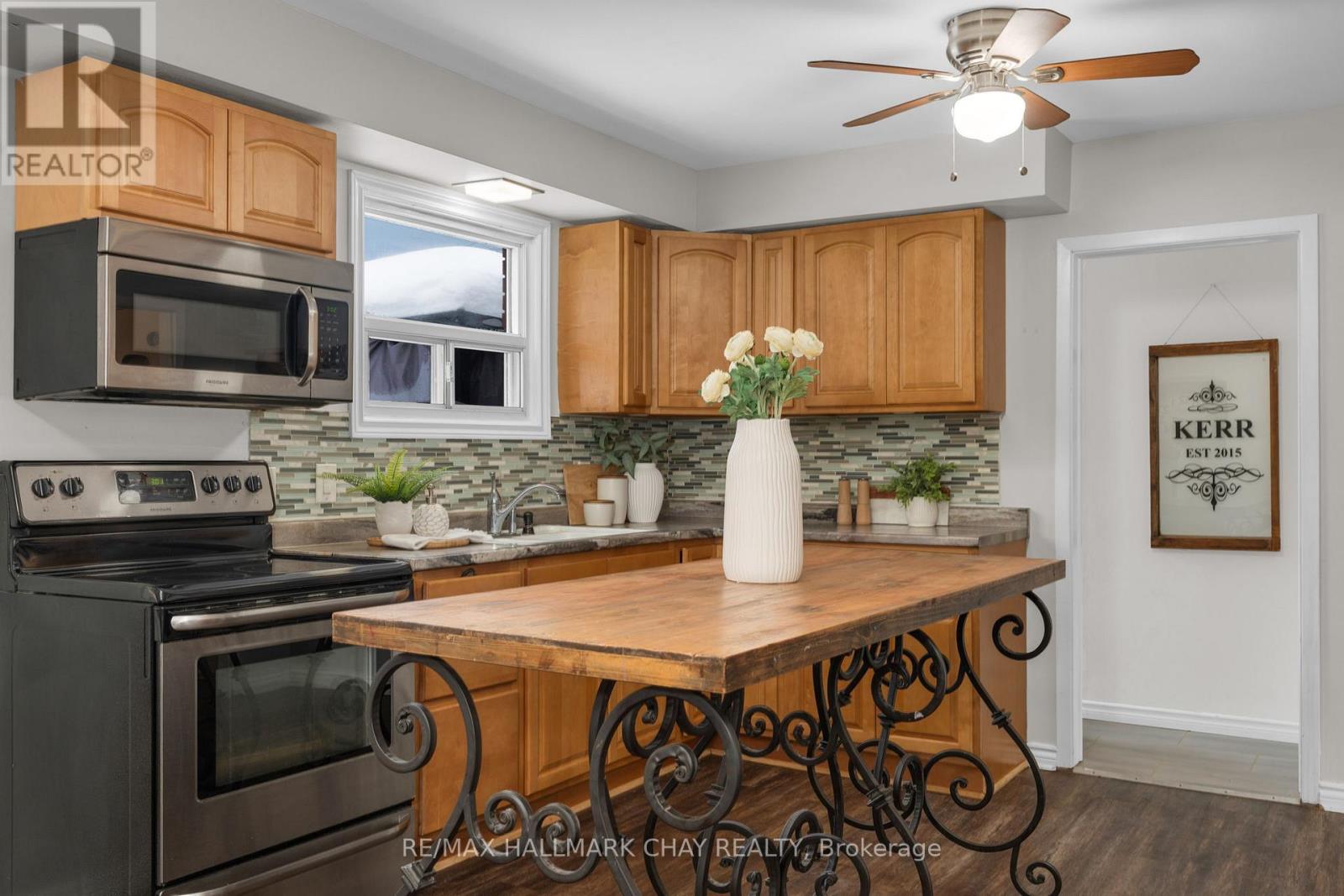 232 Superior Street, Clearview, Ontario  L0M 1S0 - Photo 5 - S12691708