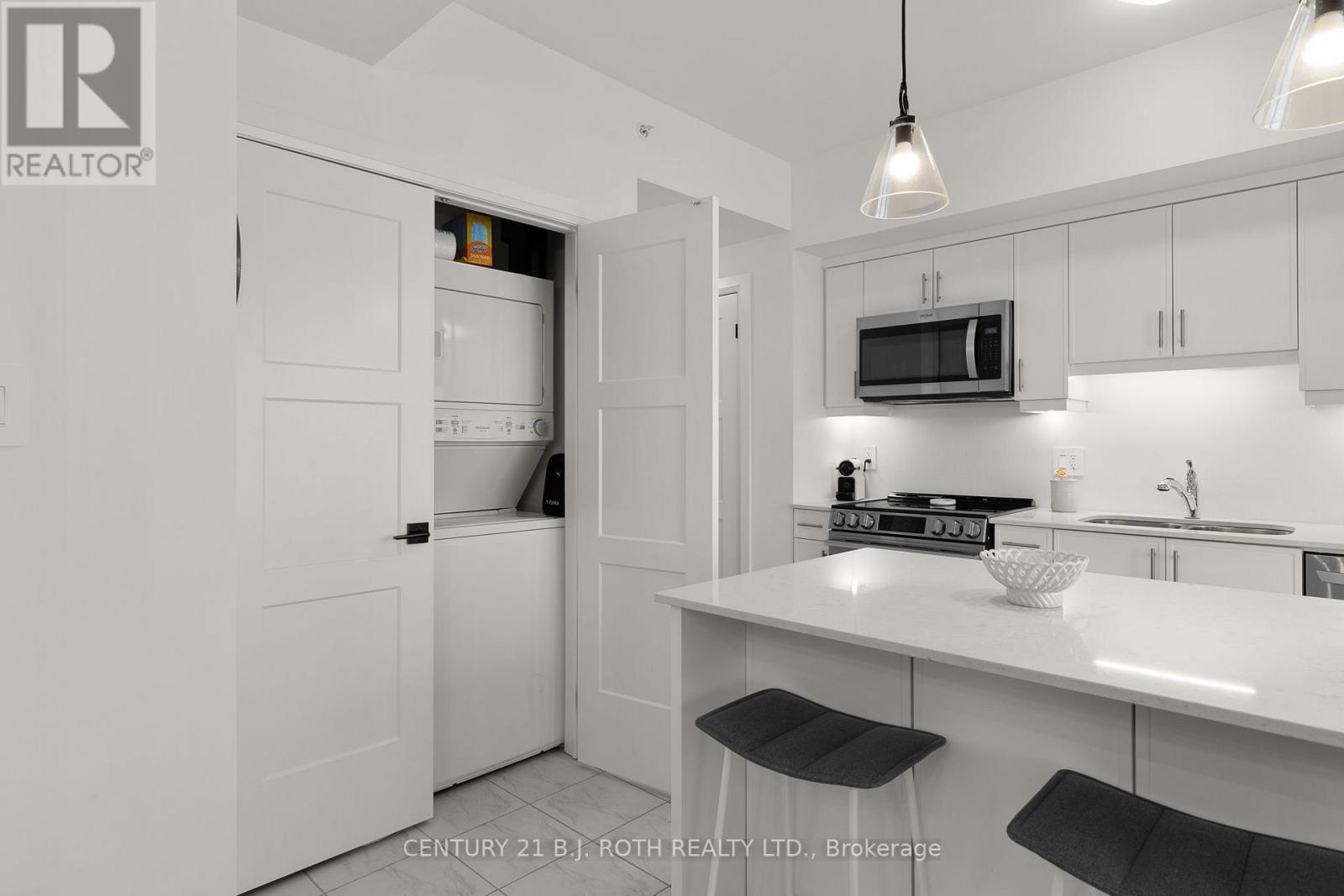 511 - 15 Kneeshaw Drive, Barrie, Ontario  L9J 0J8 - Photo 11 - S12691730