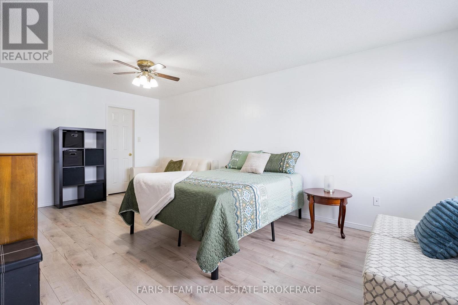 7 Round Leaf Court, Barrie, Ontario  L4N 9N3 - Photo 18 - S12691798