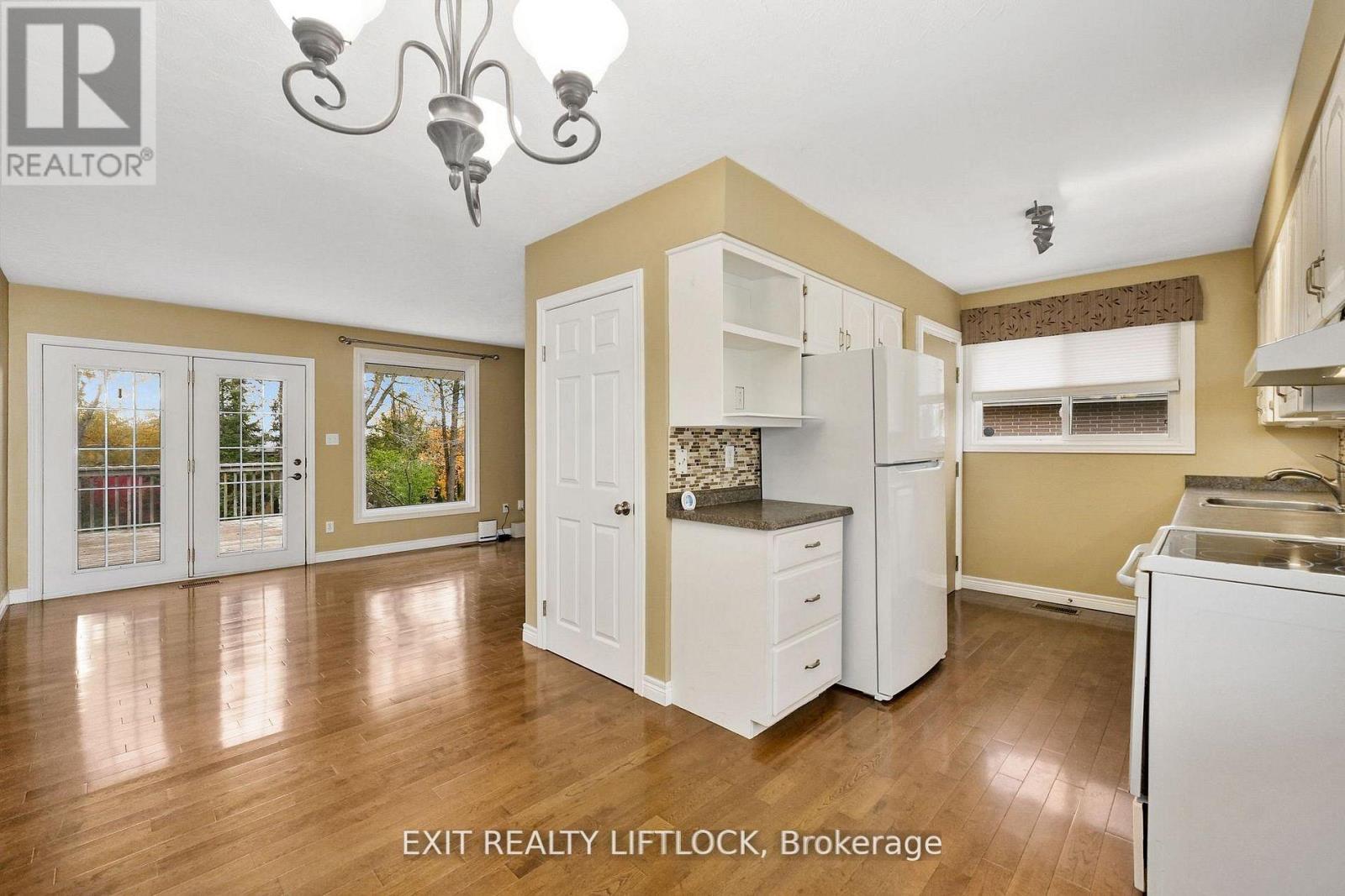 1252 Royal Drive, Peterborough, Ontario  K9H 6R5 - Photo 9 - X12686190