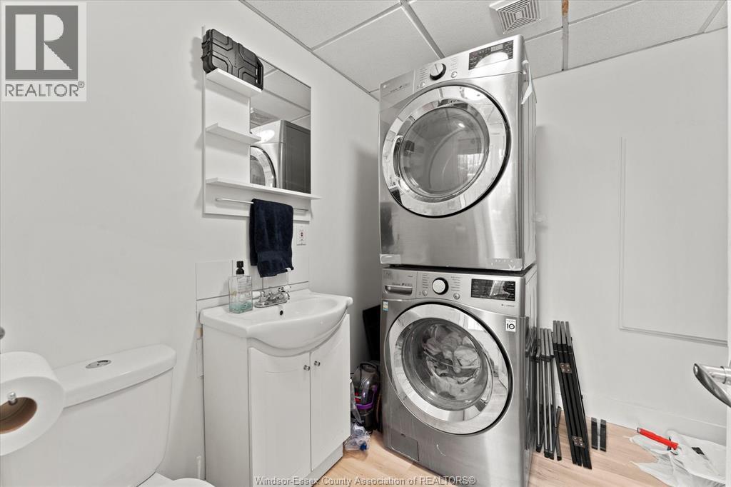 1092 Monmouth, Windsor, Ontario  N8Y 3L7 - Photo 21 - 26000978