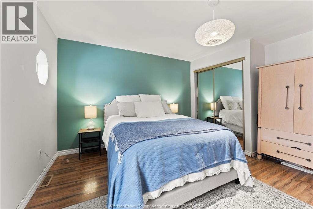 1092 Monmouth, Windsor, Ontario  N8Y 3L7 - Photo 24 - 26000978