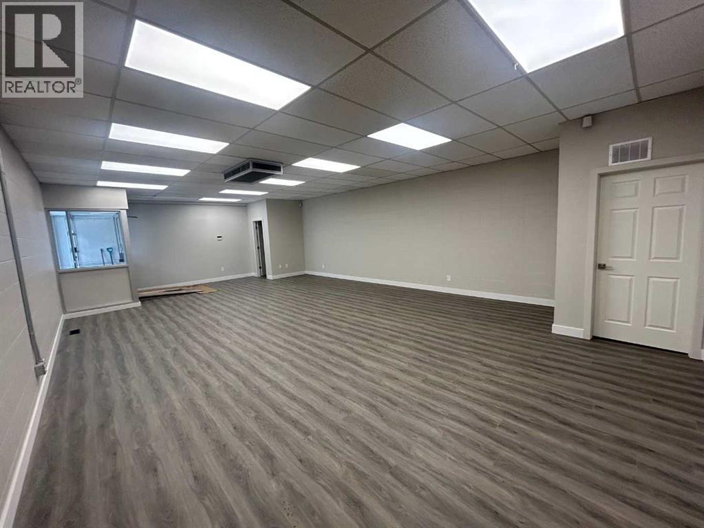 4709 49 Avenue, Red Deer, Alberta  T4N 3W9 - Photo 4 - A2263080