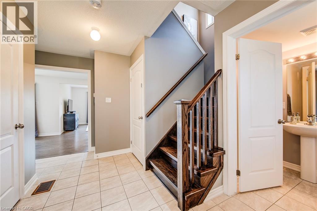 390 Armstrong Street W, Listowel, Ontario  N4W 0E5 - Photo 8 - 40768074