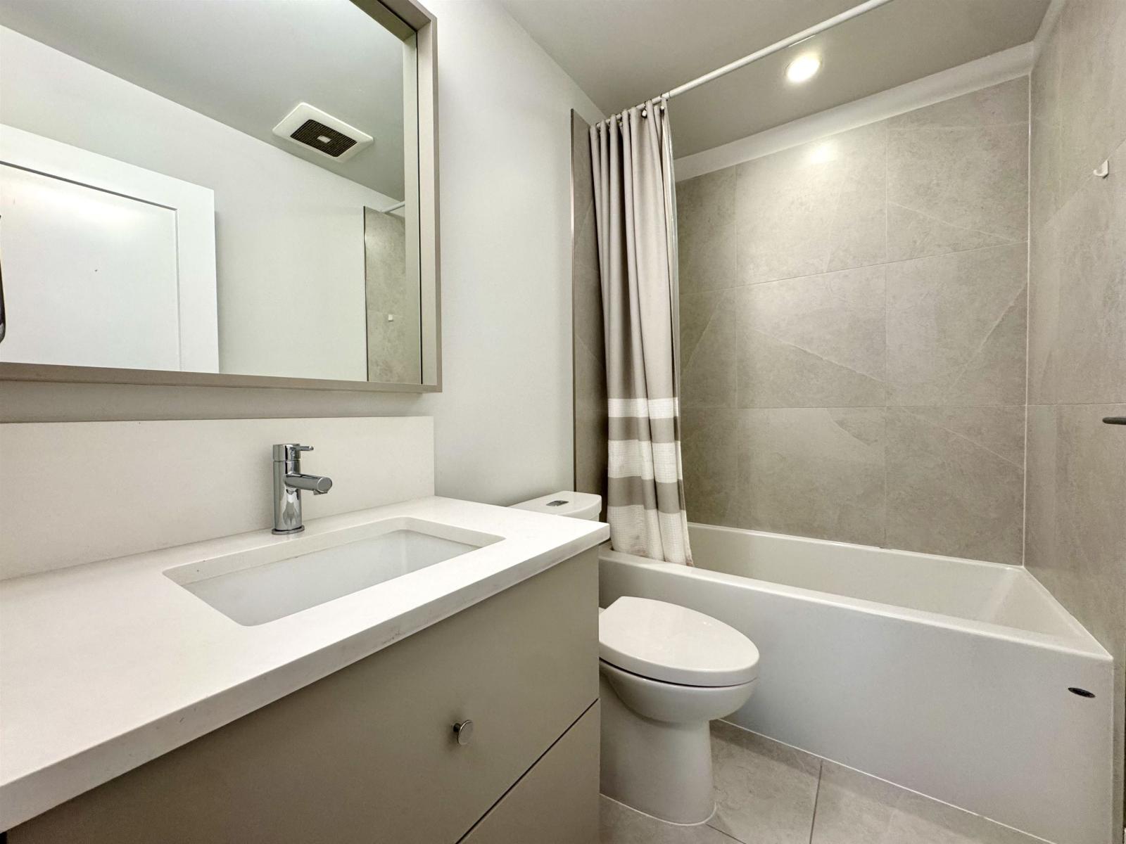 45 2070 Oak Meadows Drive, Surrey, British Columbia  V3S 9M8 - Photo 11 - R3078313