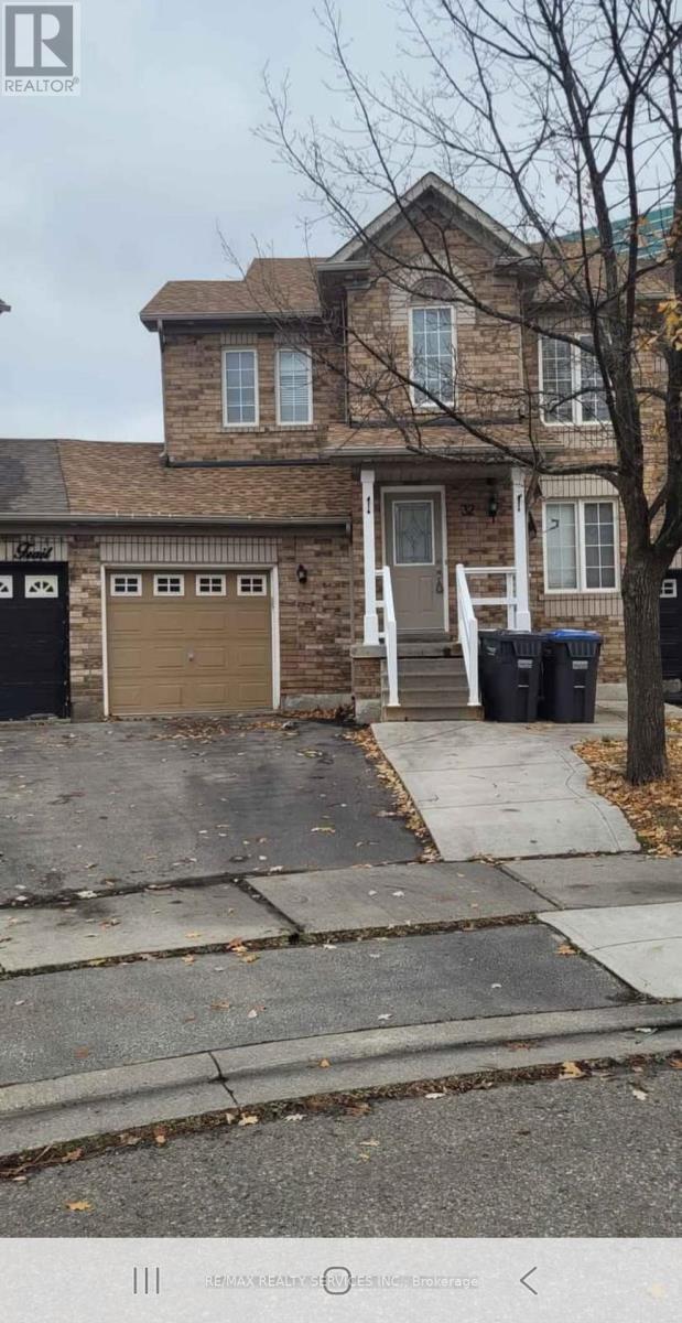 32 THUNDERBIRD TRAIL, Brampton, Ontario