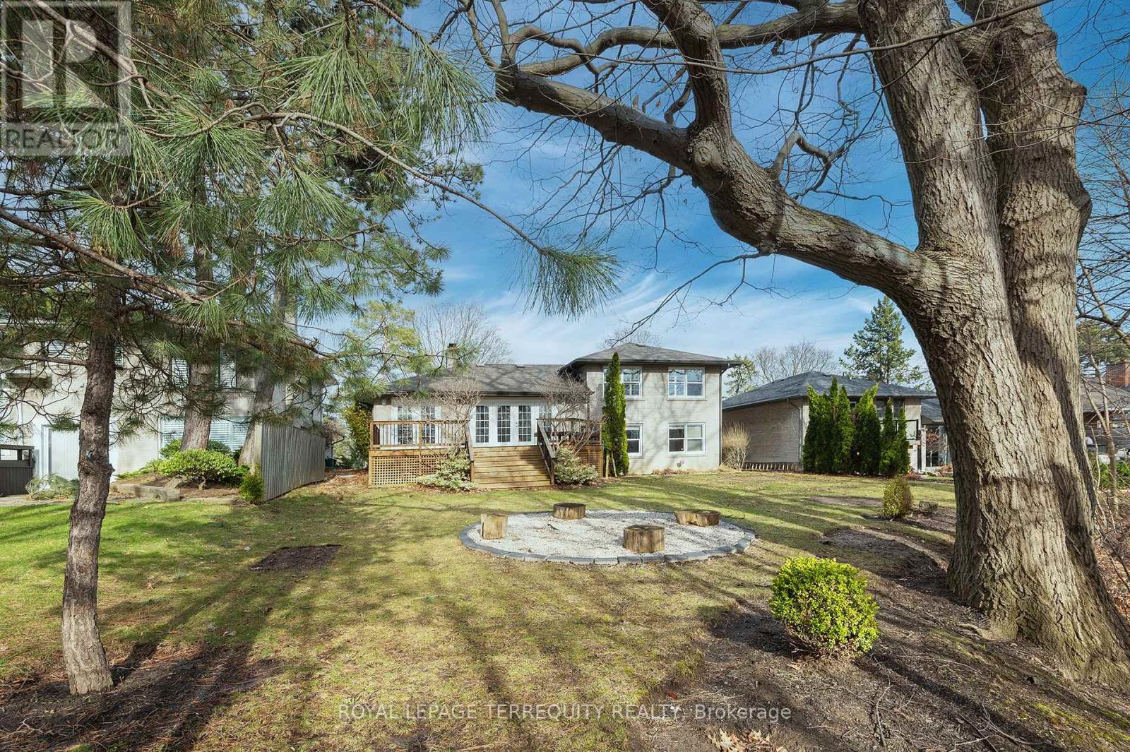 31 Rivercove Drive, Toronto, Ontario  M9B 4Y8 - Photo 39 - W12691712