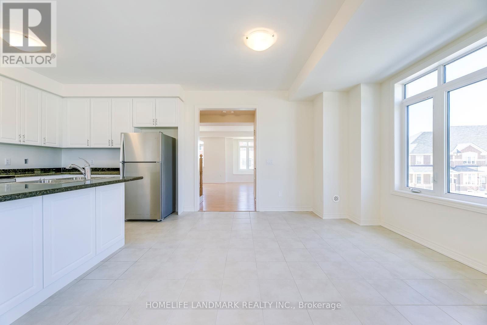 454 Silver Maple Road, Oakville, Ontario  L6H 3P5 - Photo 17 - W12691758