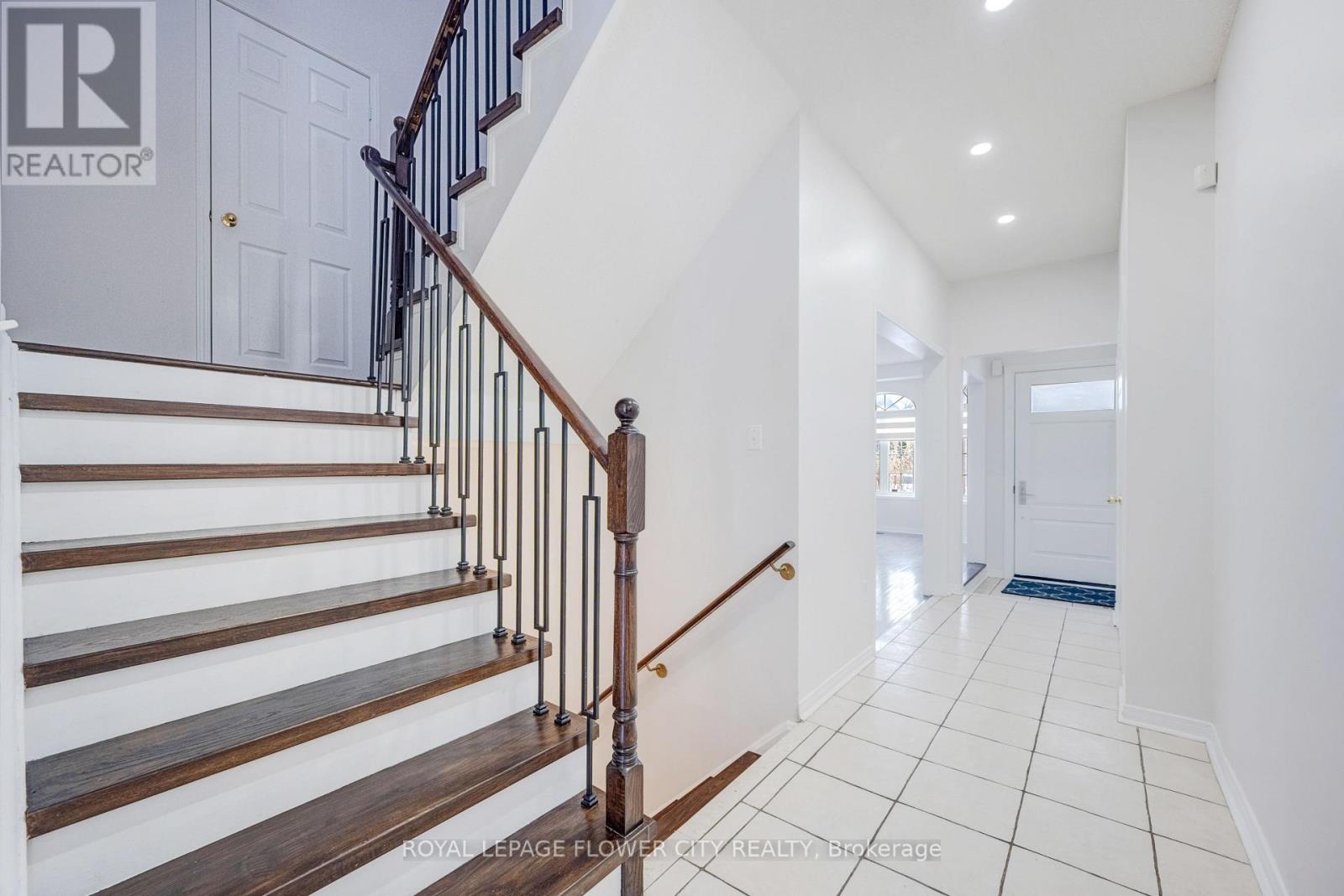 Main - 41 Watchman Road, Brampton, Ontario  L6P 2L6 - Photo 18 - W12691792