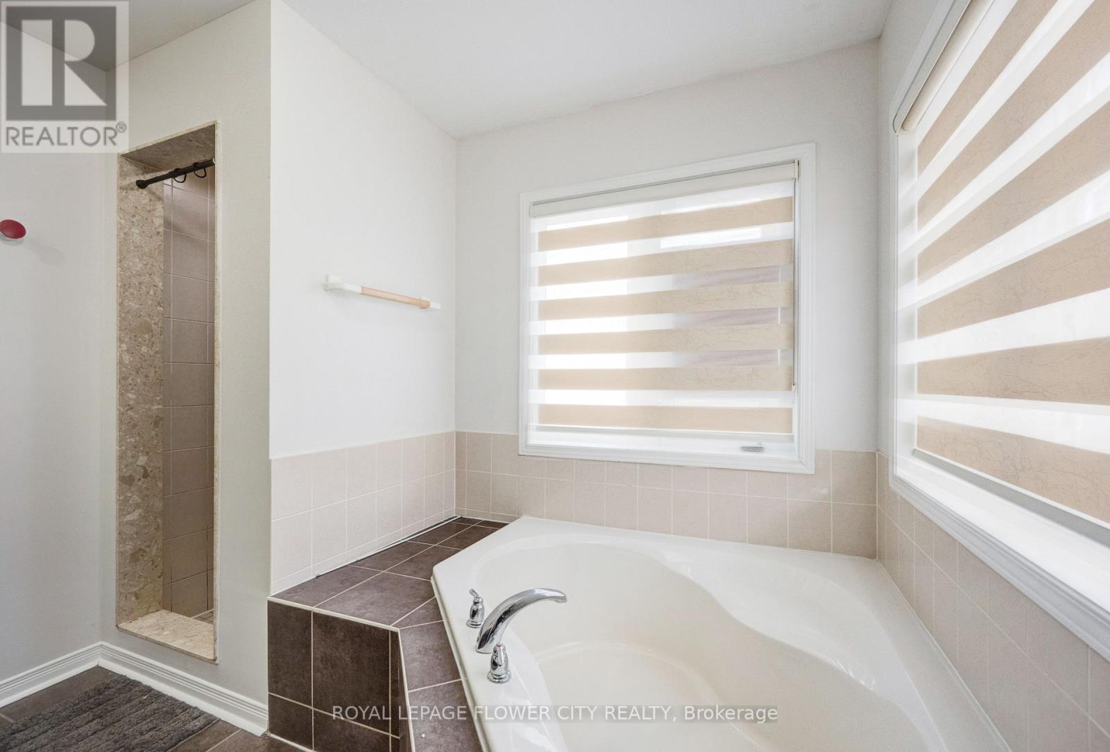 Main - 41 Watchman Road, Brampton, Ontario  L6P 2L6 - Photo 29 - W12691792