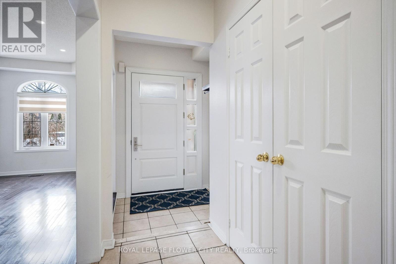 Main - 41 Watchman Road, Brampton, Ontario  L6P 2L6 - Photo 4 - W12691792