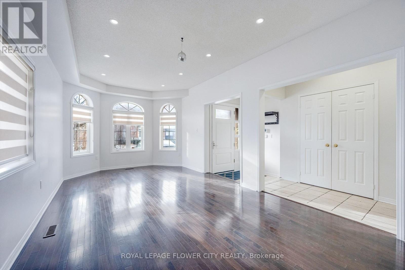 Main - 41 Watchman Road, Brampton, Ontario  L6P 2L6 - Photo 6 - W12691792