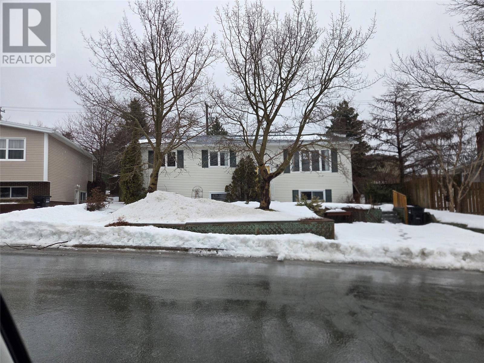 10 Markland Street, St. John's, Newfoundland & Labrador  A1E 4A9 - Photo 1 - 1293716