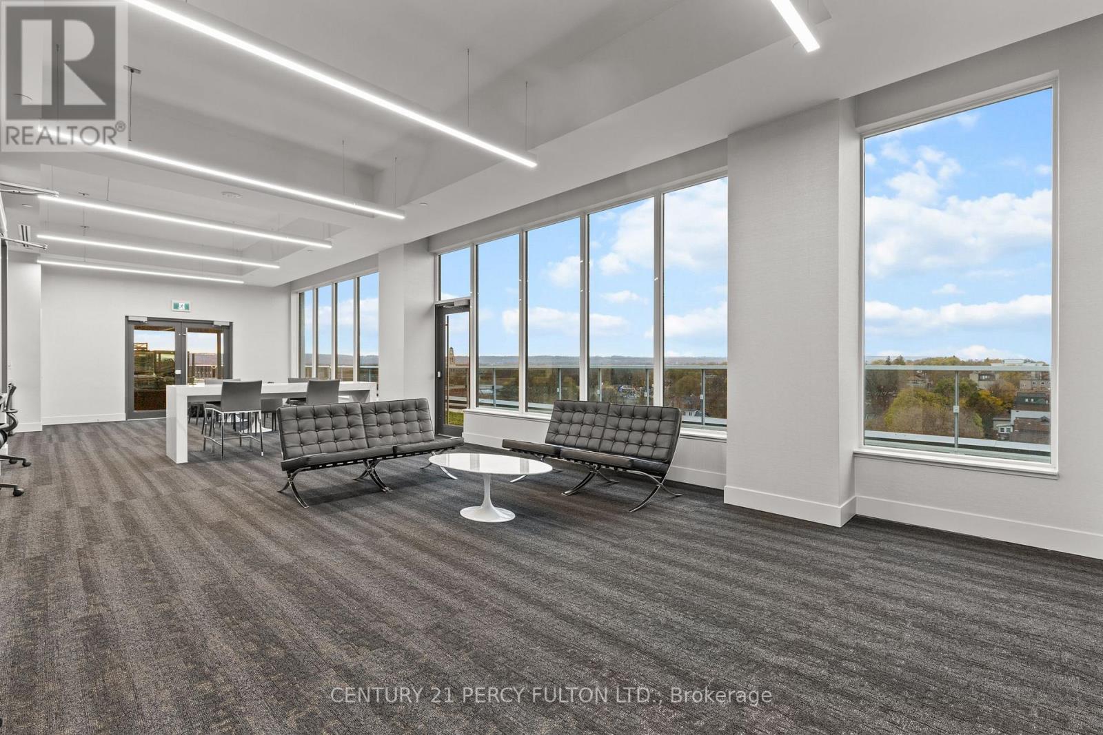 601 - 415 Main Street W, Hamilton, Ontario  L8P 1K5 - Photo 17 - X12691796