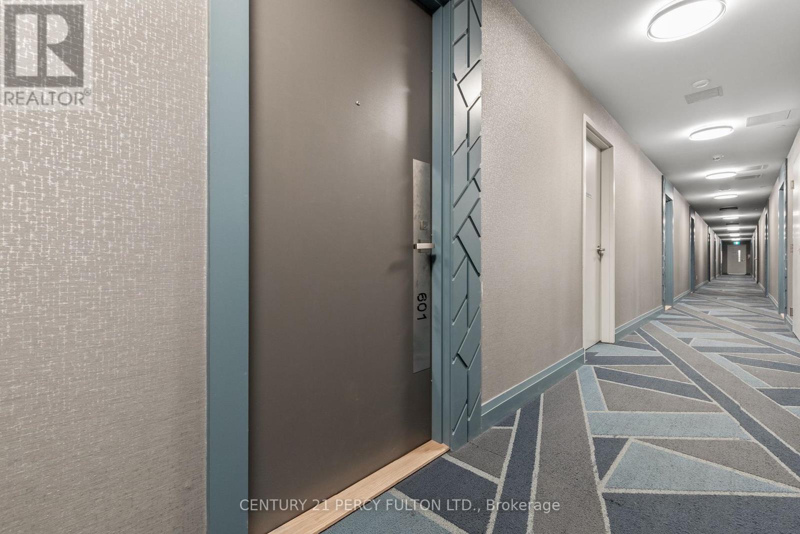 601 - 415 Main Street W, Hamilton, Ontario  L8P 1K5 - Photo 4 - X12691796