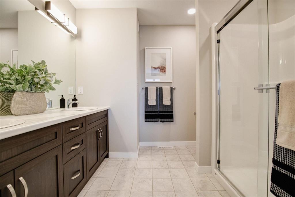 21 Red Pine Drive, West St Paul, Manitoba  R4A 0E7 - Photo 6 - 202600779