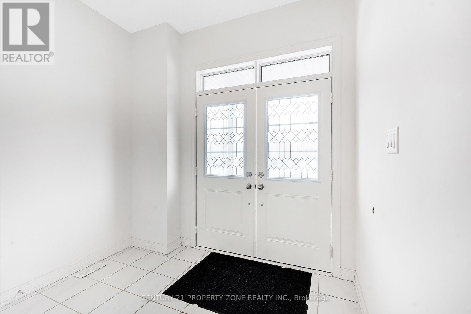 118 Emerald Coast Trail, Brampton, Ontario  L7A 5A7 - Photo 8 - W12554368