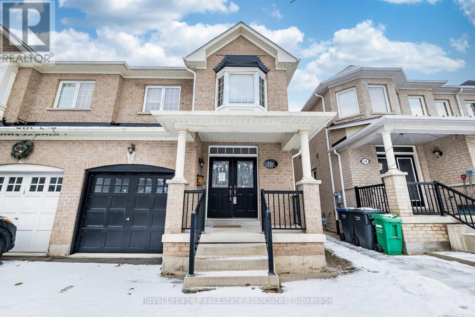 116 Everingham Circle, Brampton, Ontario  L6R 0R9 - Photo 2 - W12687882