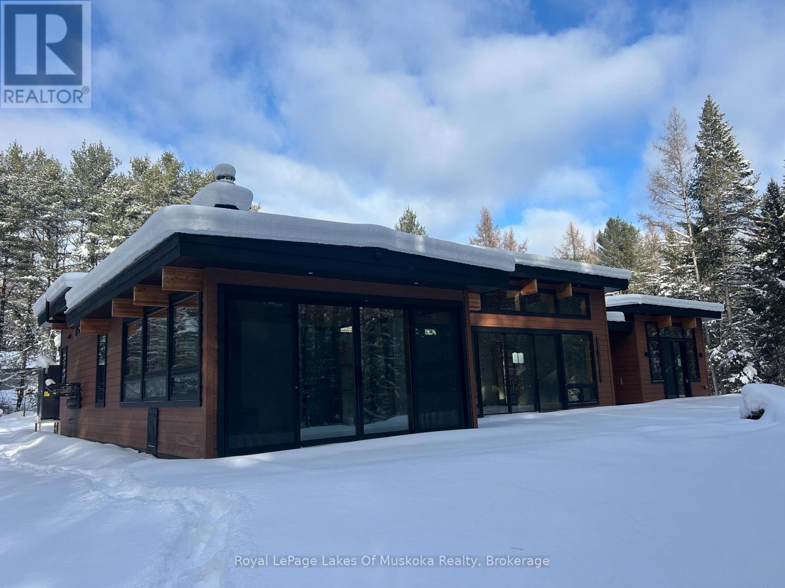 286 Clearwater Lake Road, Huntsville (Stephenson), Ontario  P0B 1L0 - Photo 3 - X12691870