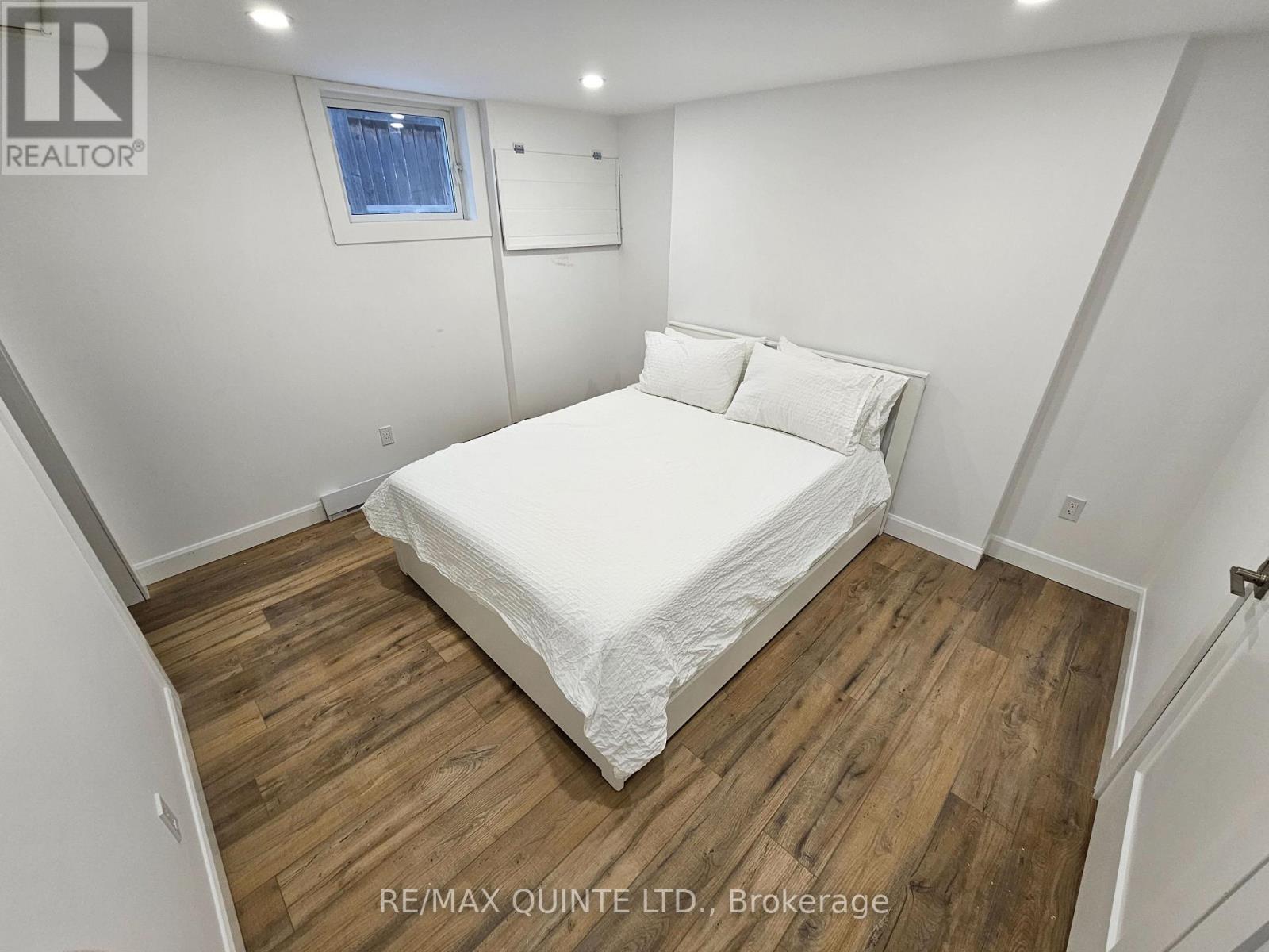 B - 620 Sidney Street, Belleville, Ontario  K8P 4A6 - Photo 10 - X12691954