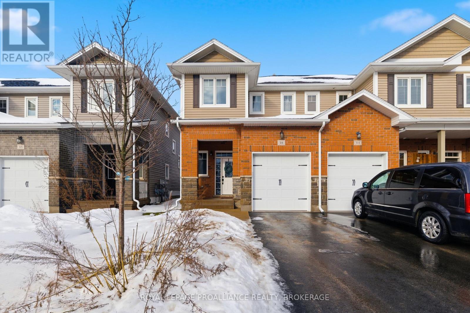 316 Janette Street, Kingston, Ontario  K7P 0K8 - Photo 2 - X12692042