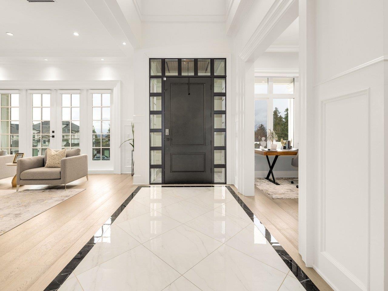 16738 Mcnair Drive, Surrey, British Columbia  V3Z 0P9 - Photo 3 - R3074591