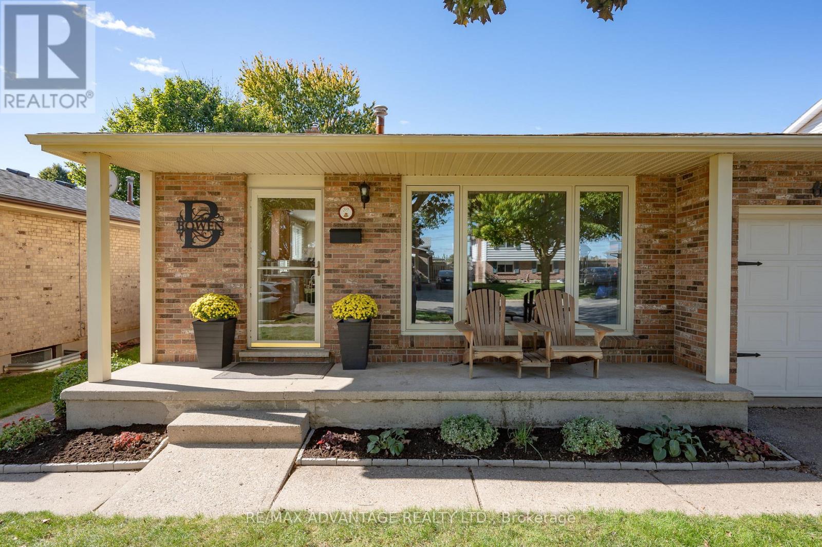 39 Lysanda Avenue, London South, Ontario  N5Z 4L1 - Photo 5 - X12691836