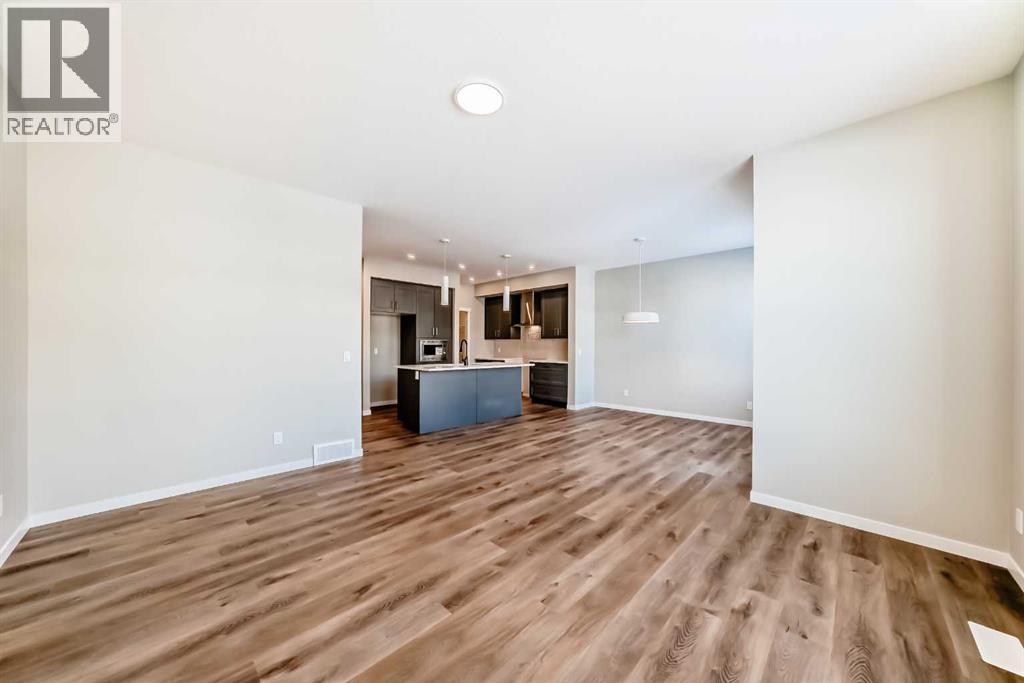 43 Bartlett Row Se, Calgary, Alberta  T3S 0P1 - Photo 14 - A2274505