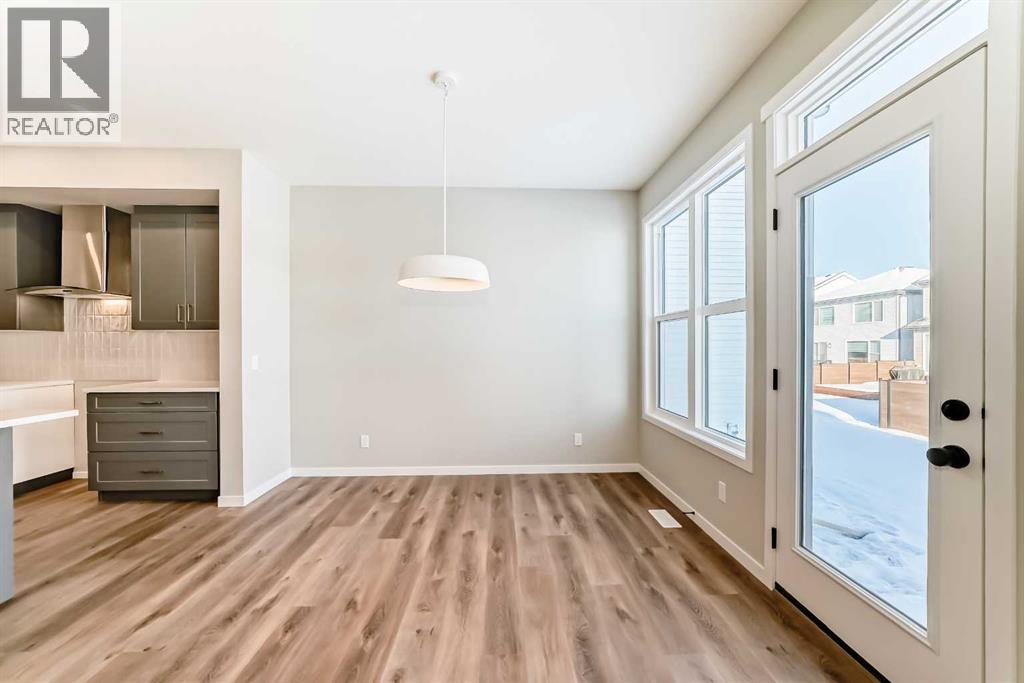 43 Bartlett Row Se, Calgary, Alberta  T3S 0P1 - Photo 10 - A2274505