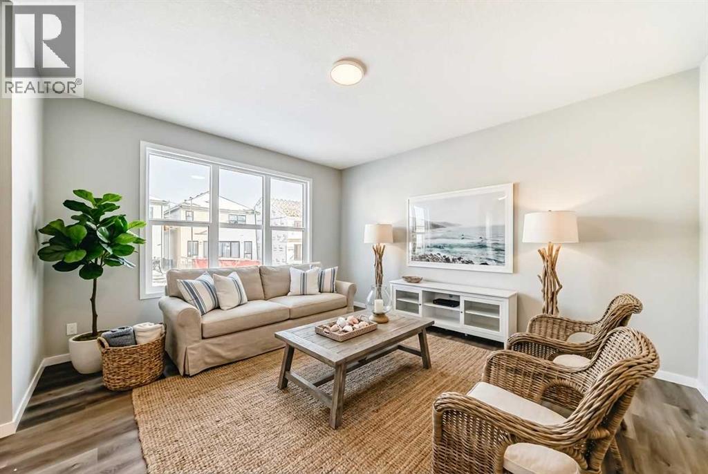 43 Bartlett Row Se, Calgary, Alberta  T3S 0P1 - Photo 12 - A2274505