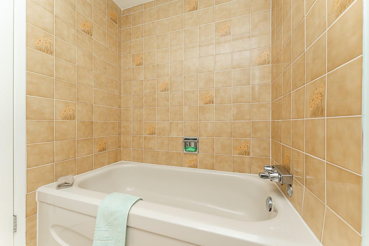 202 1520 Vidal Street, White Rock, British Columbia  V4B 3T7 - Photo 23 - R3078278