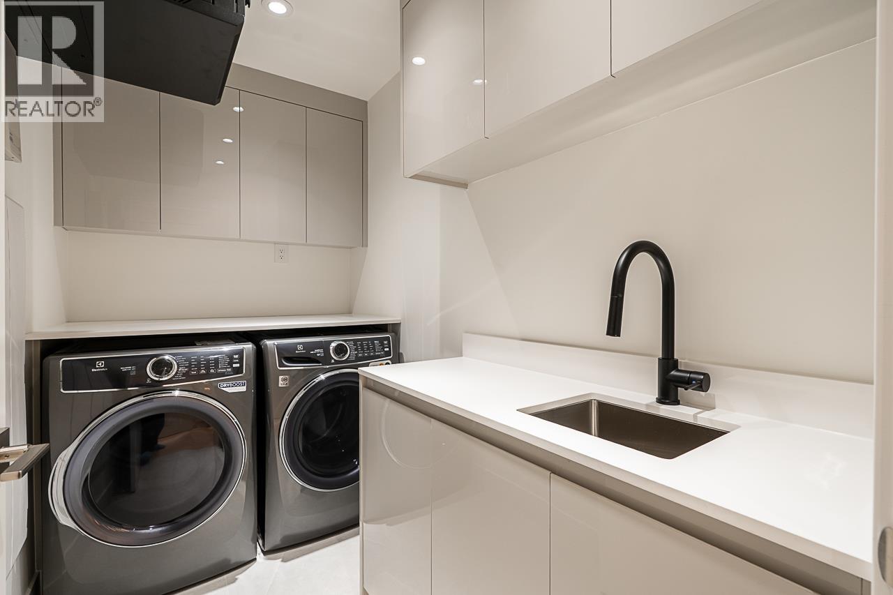 2565 W 2nd Avenue, Vancouver, British Columbia  V6K 1J7 - Photo 29 - R3070801