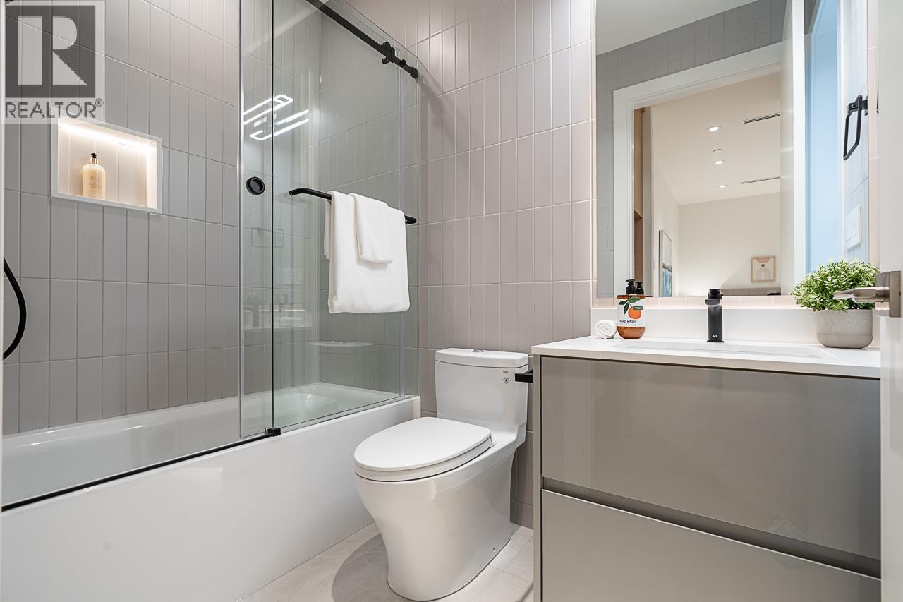 2565 W 2nd Avenue, Vancouver, British Columbia  V6K 1J7 - Photo 23 - R3070801