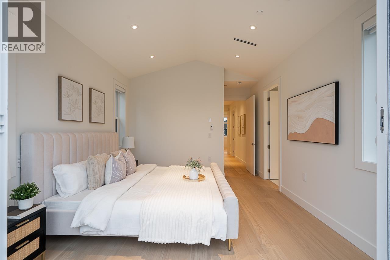 2565 W 2nd Avenue, Vancouver, British Columbia  V6K 1J7 - Photo 16 - R3070801