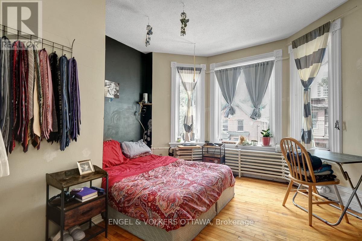 256 Kent Street N, Ottawa, Ontario  K2P 2A2 - Photo 21 - X12691840