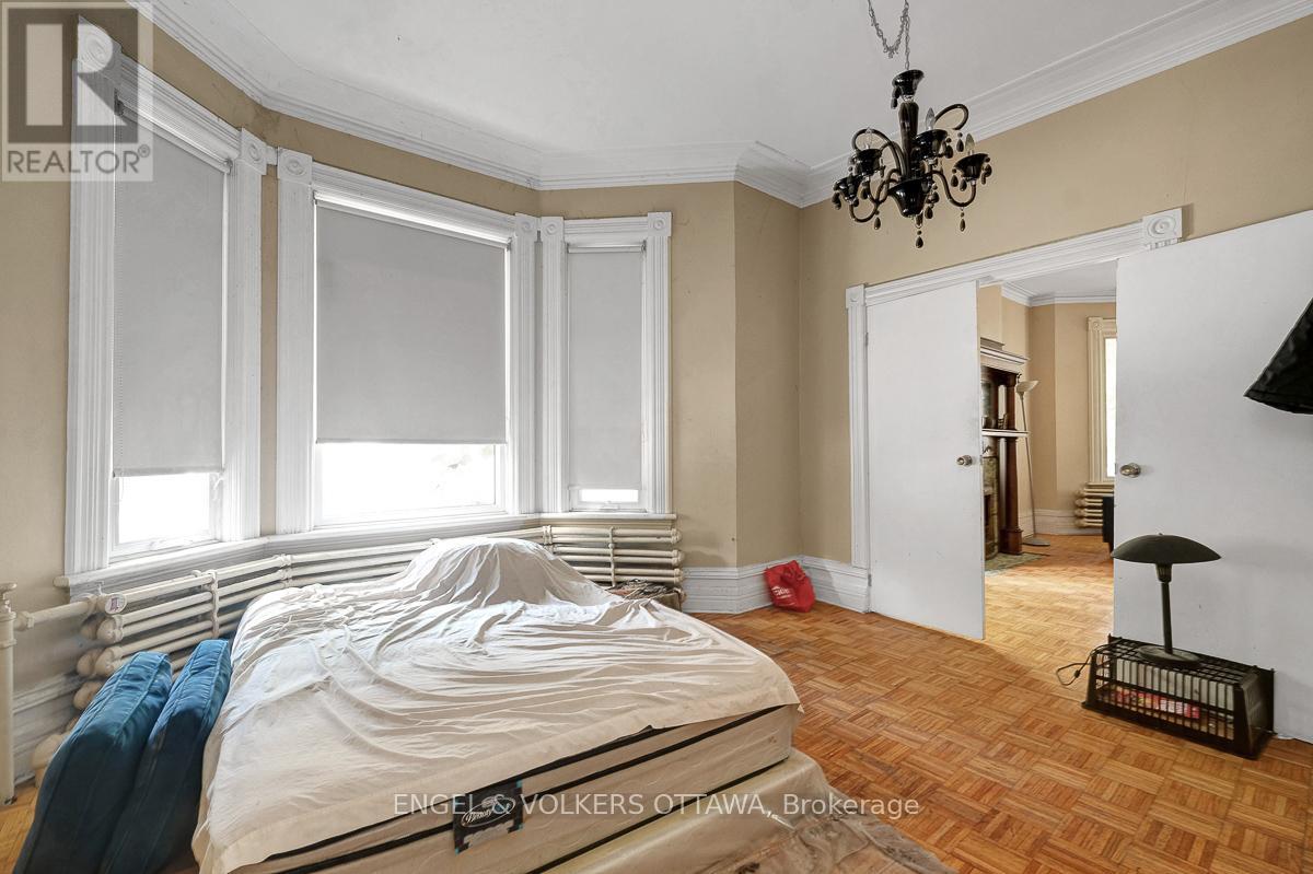 256 Kent Street N, Ottawa, Ontario  K2P 2A2 - Photo 9 - X12691840