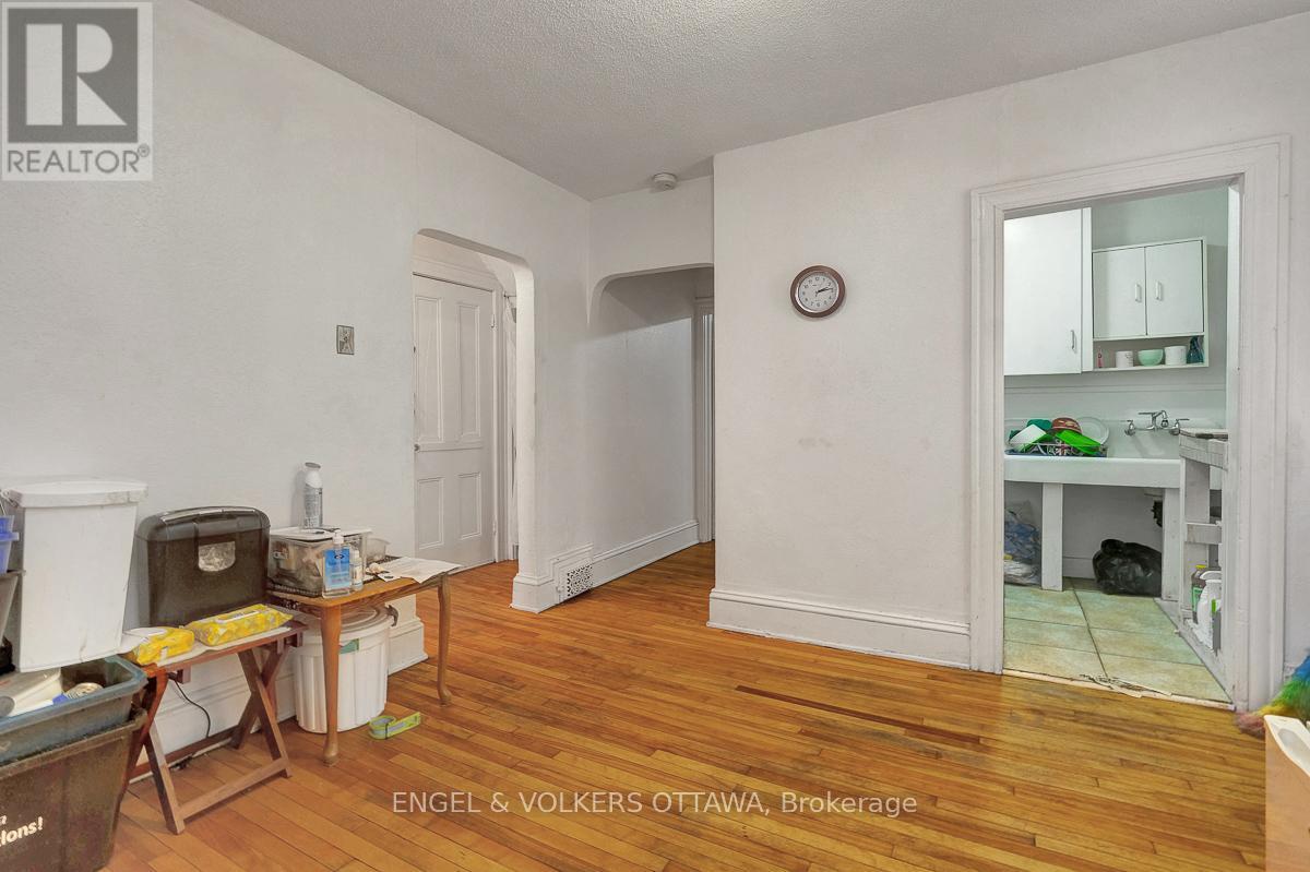 258 Kent Street, Ottawa, Ontario  K2P 2A2 - Photo 10 - X12691982