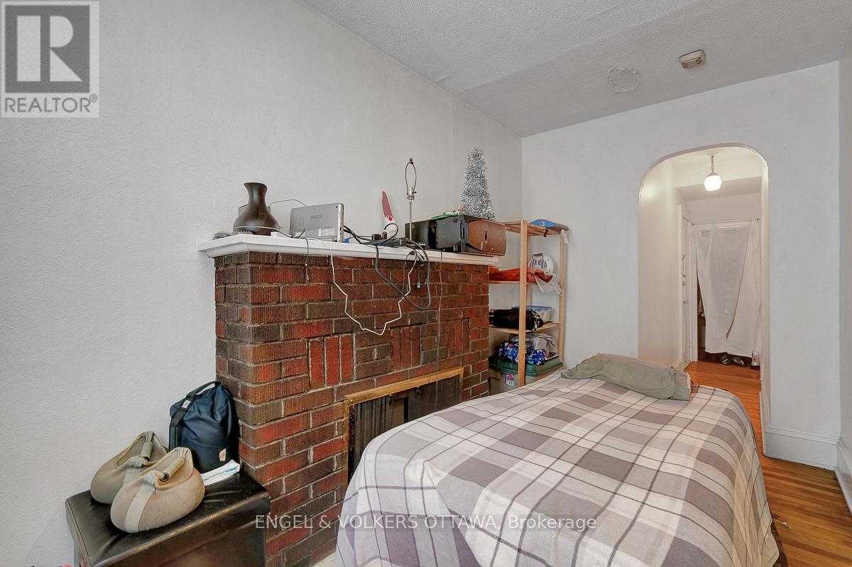 258 Kent Street, Ottawa, Ontario  K2P 2A2 - Photo 8 - X12691982