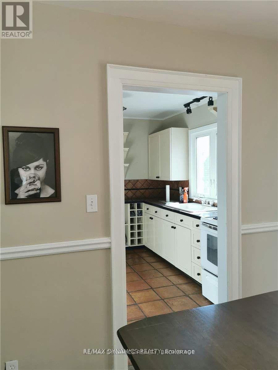 5825 Depew Avenue, Niagara Falls, Ontario  L2G 5M2 - Photo 5 - X12691900