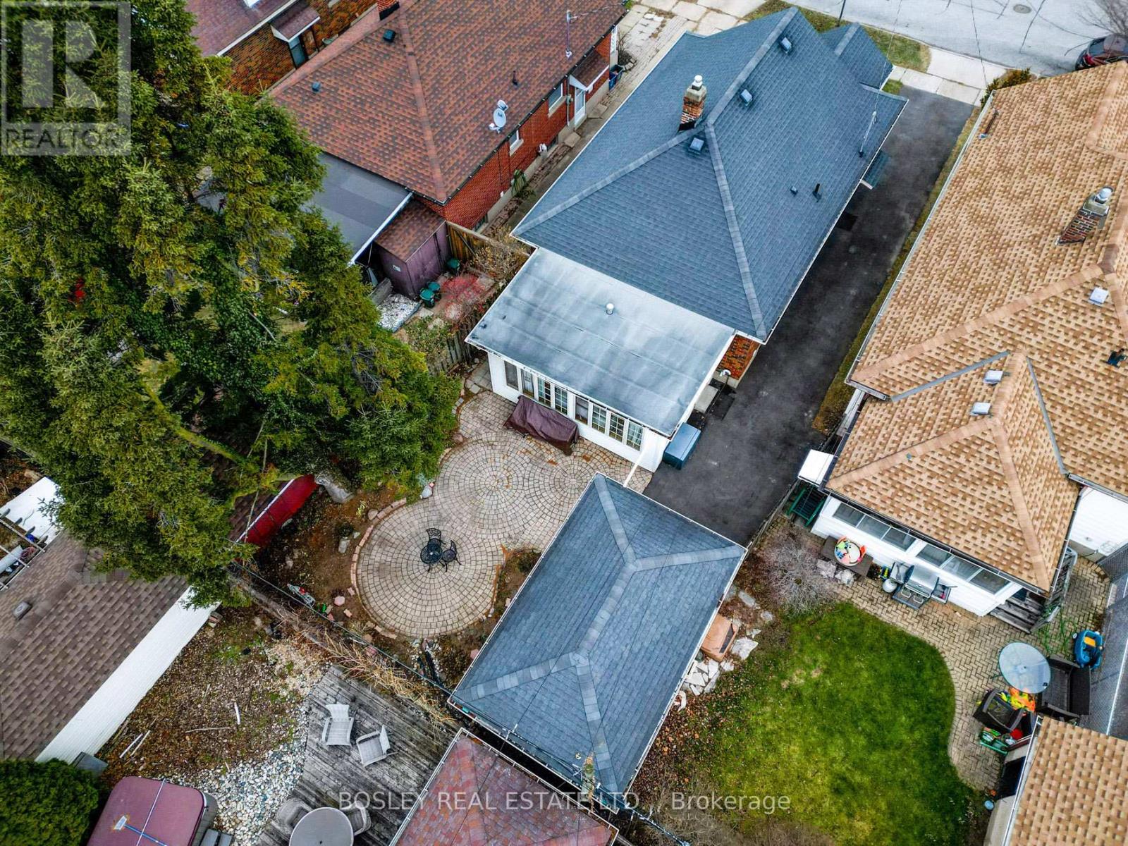 30 Spruce Street, St. Catharines, Ontario  L2R 1B5 - Photo 26 - X12691920