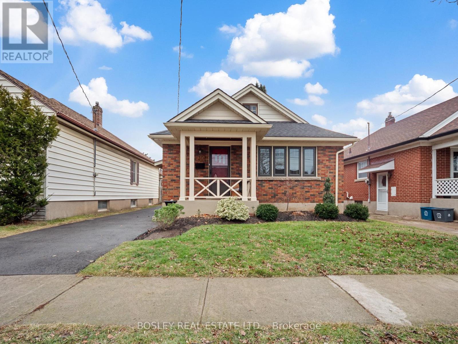 30 Spruce Street, St. Catharines, Ontario  L2R 1B5 - Photo 32 - X12691920