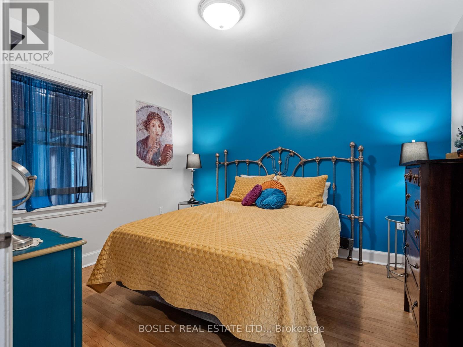 30 Spruce Street, St. Catharines, Ontario  L2R 1B5 - Photo 9 - X12691920