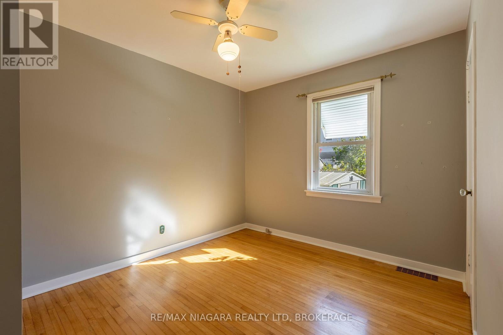 68 Connaught Avenue, Welland, Ontario  L3C 1G5 - Photo 17 - X12691972