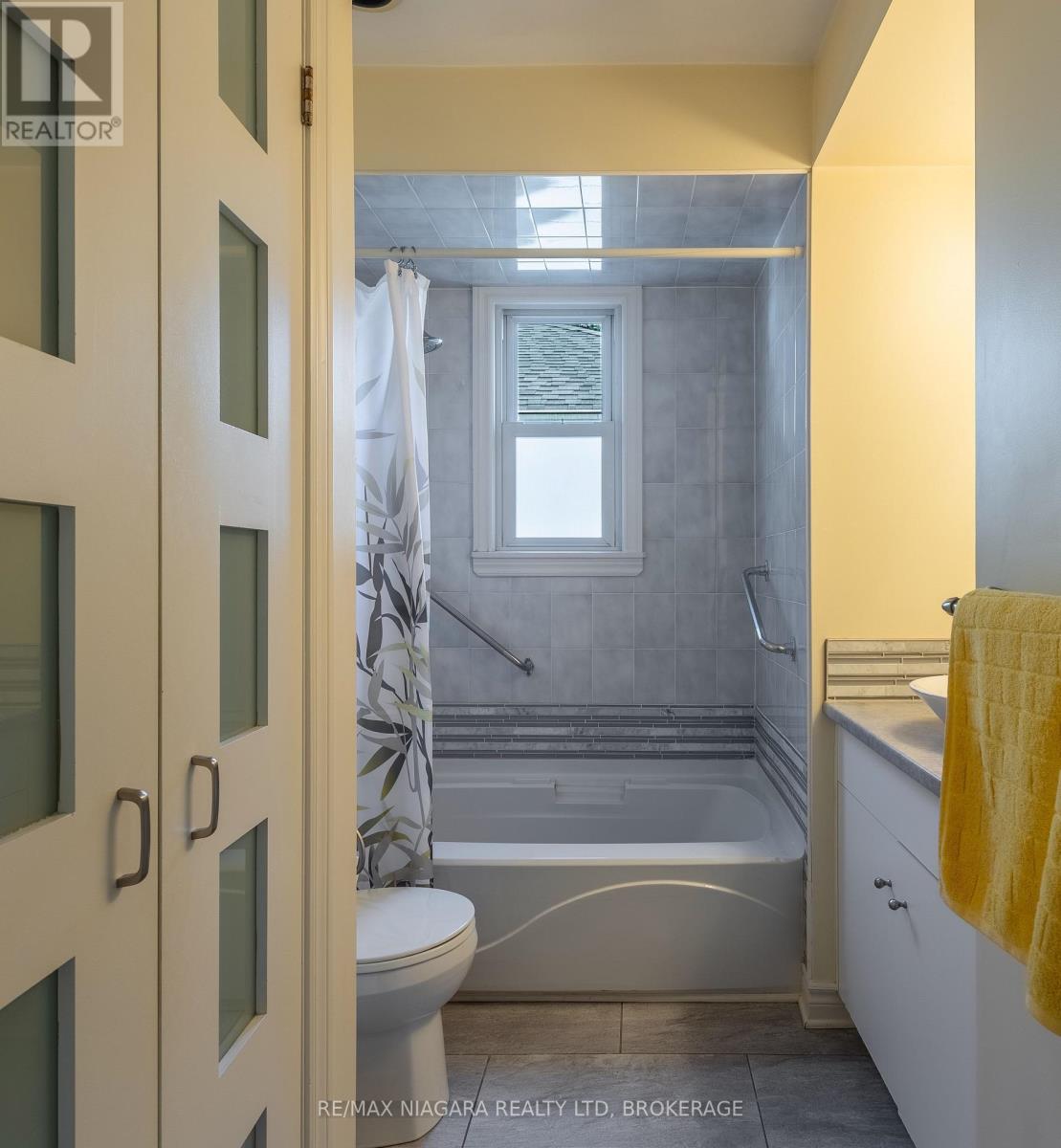 68 Connaught Avenue, Welland, Ontario  L3C 1G5 - Photo 18 - X12691972