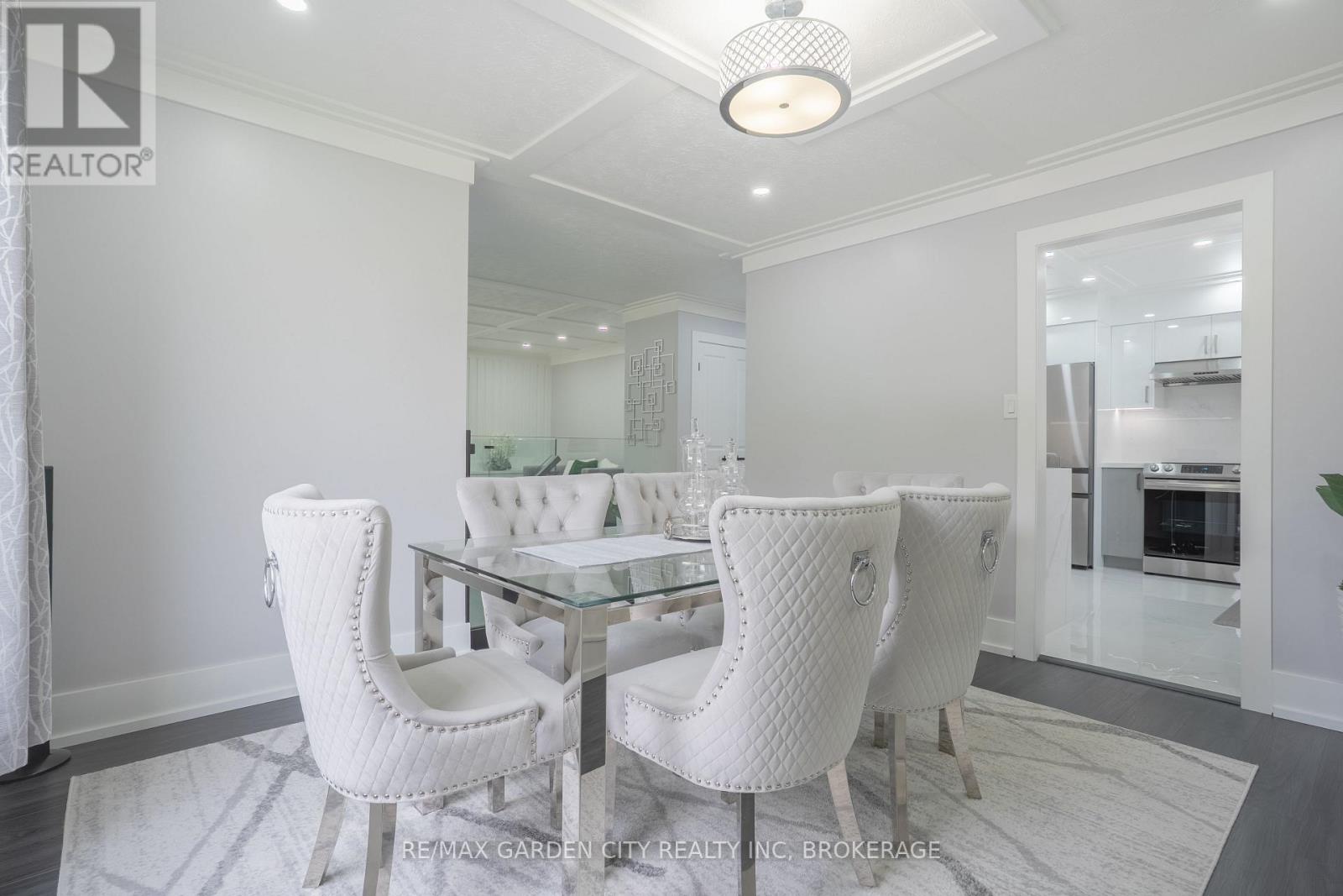 53 Brant Avenue, Welland, Ontario  L3C 6C6 - Photo 8 - X12692002