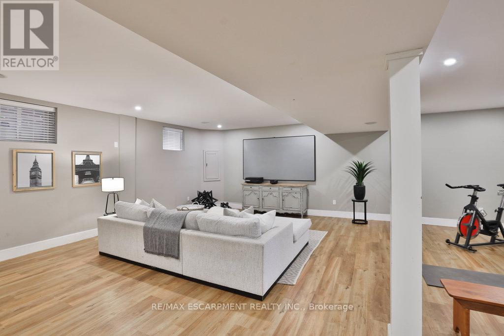 43 Mississauga Road S, Mississauga, Ontario  L5H 2H3 - Photo 33 - W12691568