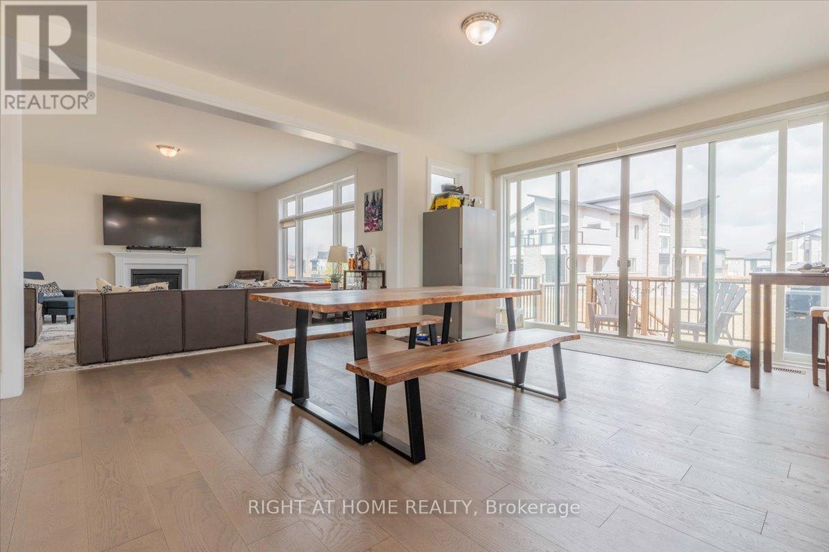 120 Stoneleigh Drive, Blue Mountains, Ontario  L9Y 5J6 - Photo 12 - X12683508