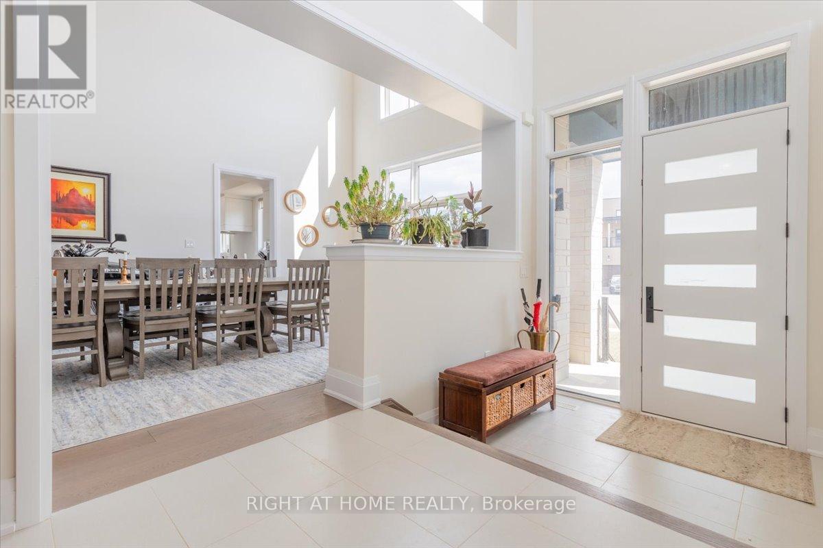 120 Stoneleigh Drive, Blue Mountains, Ontario  L9Y 5J6 - Photo 5 - X12683508