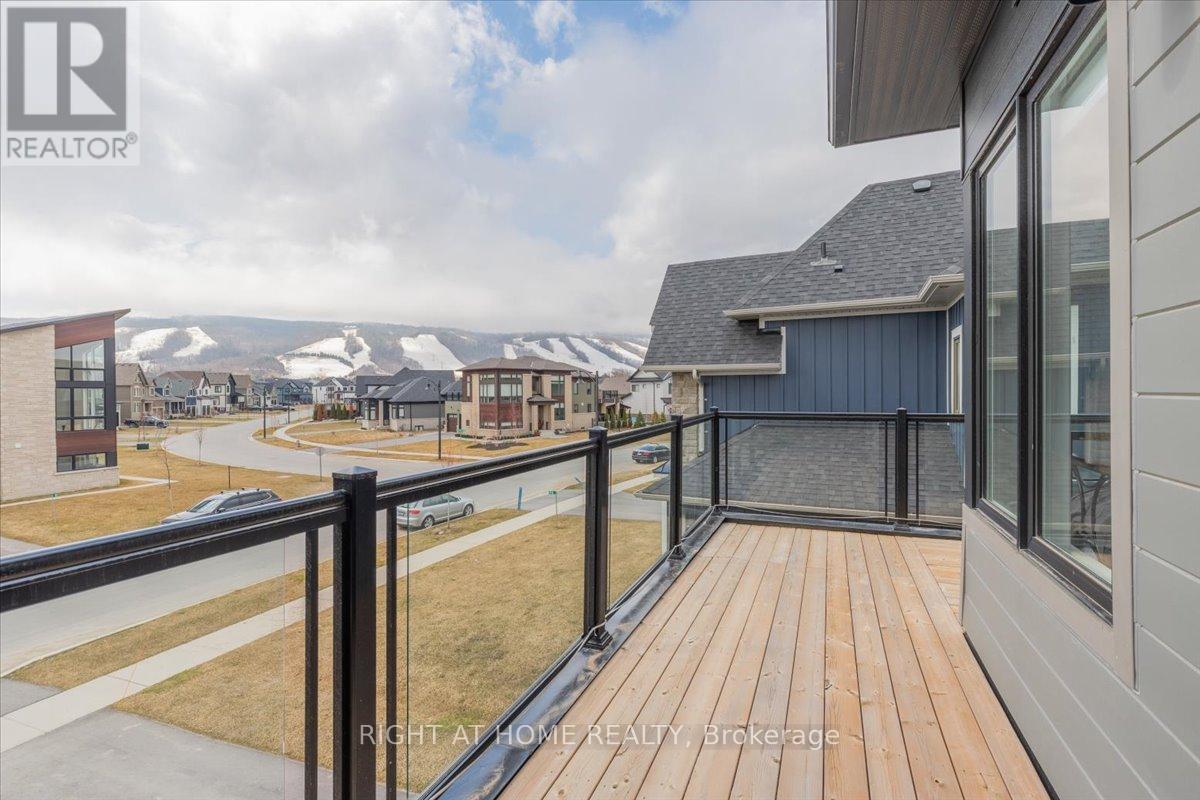 120 Stoneleigh Drive, Blue Mountains, Ontario  L9Y 5J6 - Photo 19 - X12683508