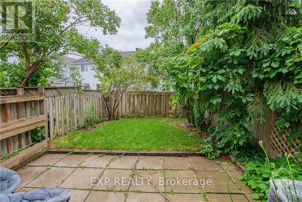 55 Royal Field Crescent, Ottawa, Ontario  K2J 4E2 - Photo 18 - X12635098